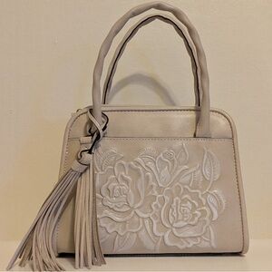 Elegant Patricia Nash Cream Handbag with Floral Design